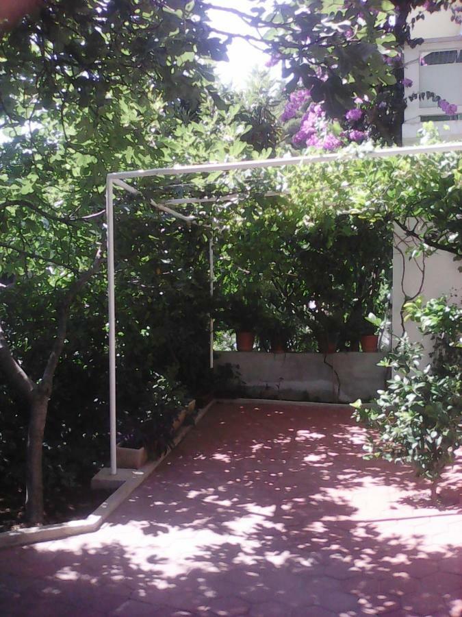 Apartmani Ivona Podgora Exterior foto